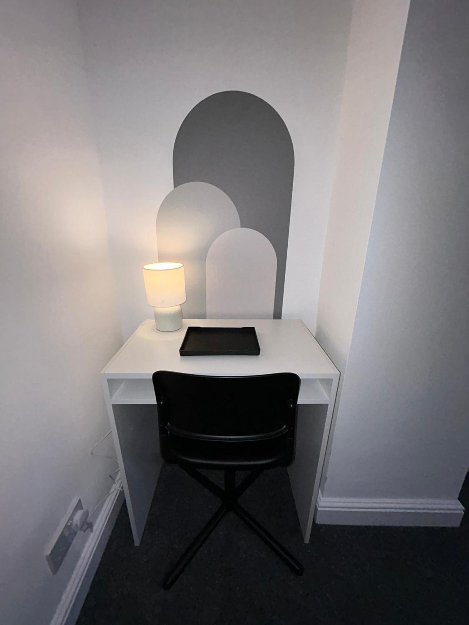 Brand New Modern Apartments Steps From Gloucester Quays Bagian luar foto