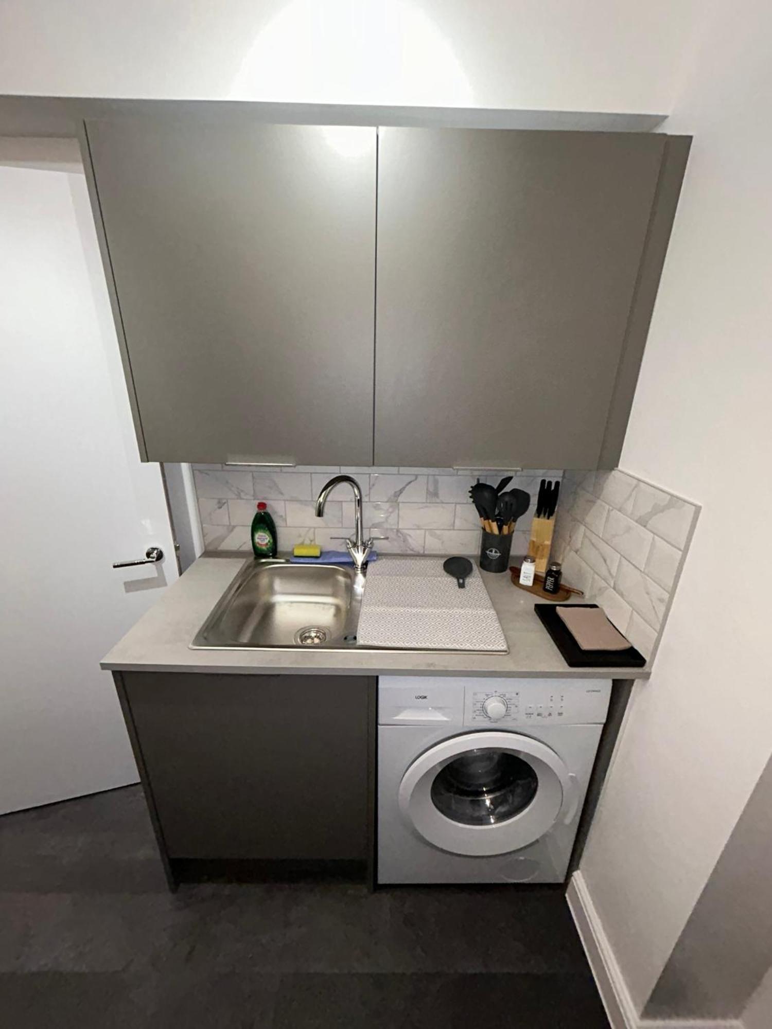 Brand New Modern Apartments Steps From Gloucester Quays Bagian luar foto
