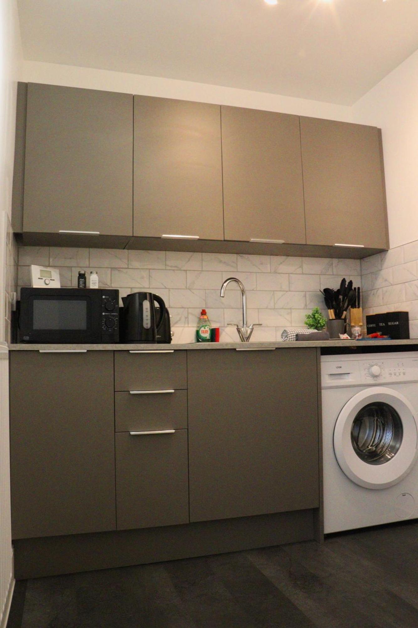 Brand New Modern Apartments Steps From Gloucester Quays Bagian luar foto